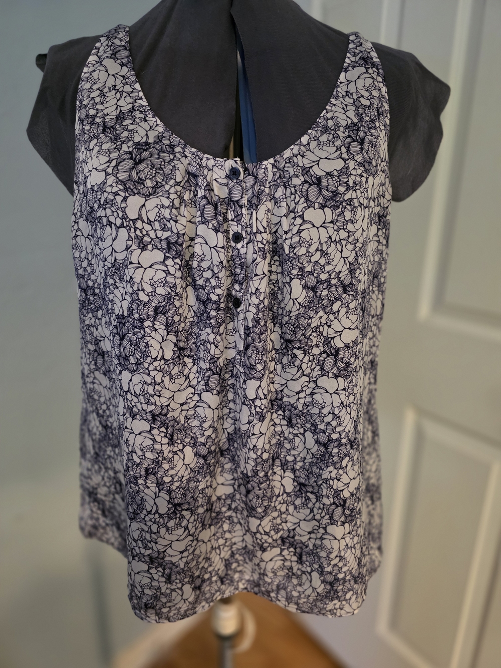 LOFT White and Navy Floral Tank Top